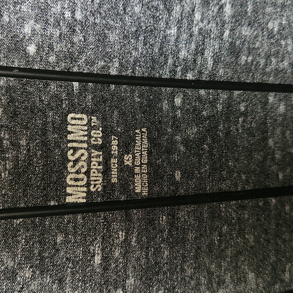 Mossimo criss cross top - Picture 2 of 5